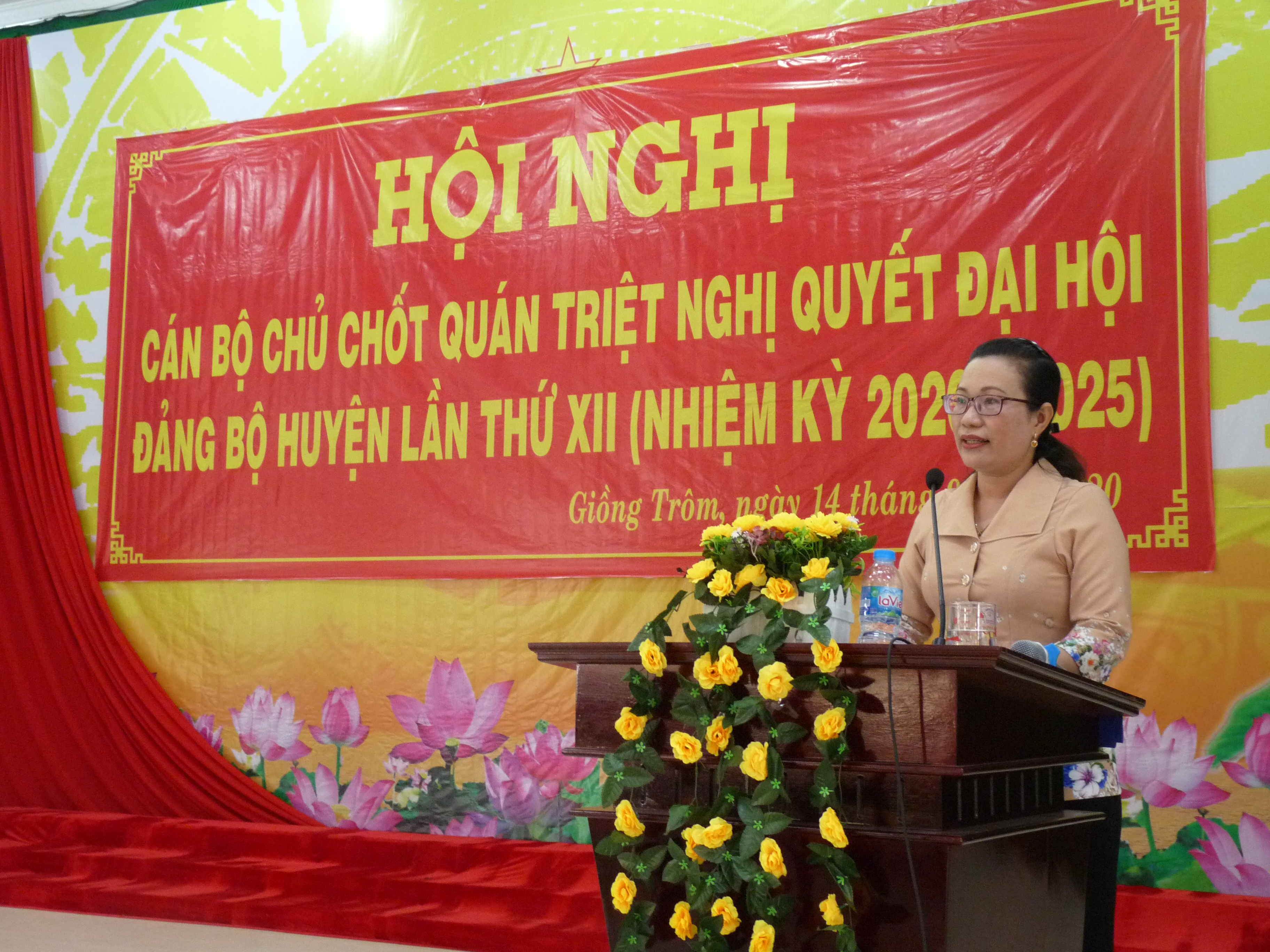 HANH PH B.JPG